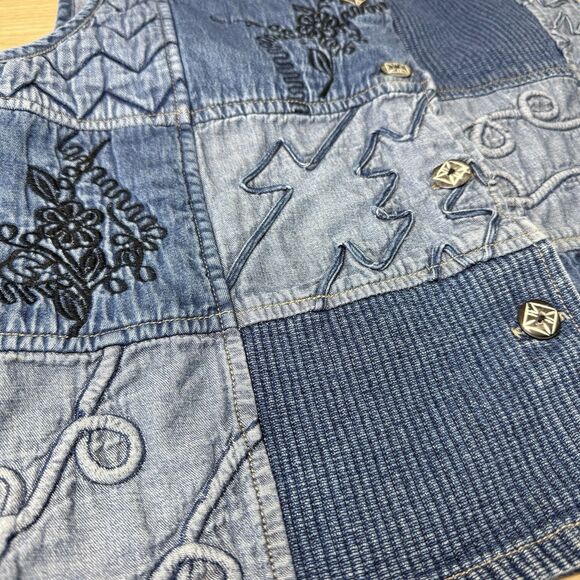 Dressbarn Denim Quilted Patchwork Vest Womens XL Embroidered Grandmacore Cottage - Picture 4 of 10